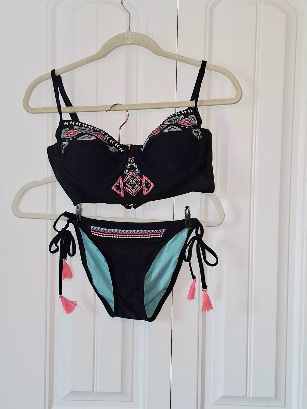 XHILARATION Stunning Black Embroidered Two-Piece Women’s Swim w/Pink Accents